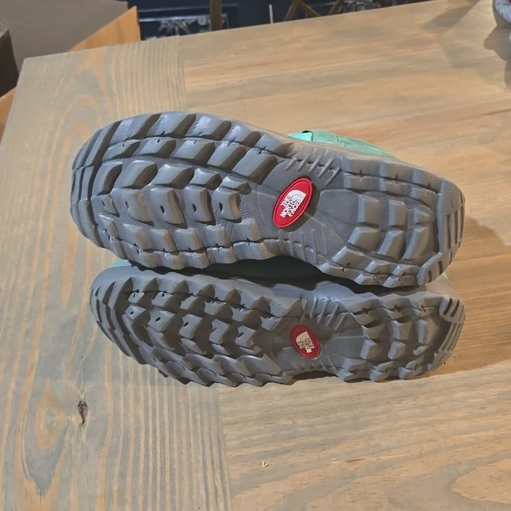 The North Face CXY3DXQ-2 Girl's Winter Camp WP Midline Blue Winter Boots